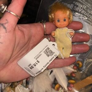 Doll 73 metal family sunshine